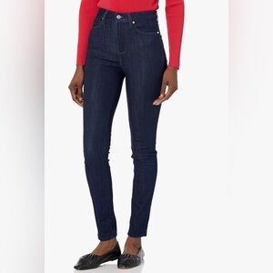 Paige denim ultra skinny jeans in timberline size 29 these are so stunning